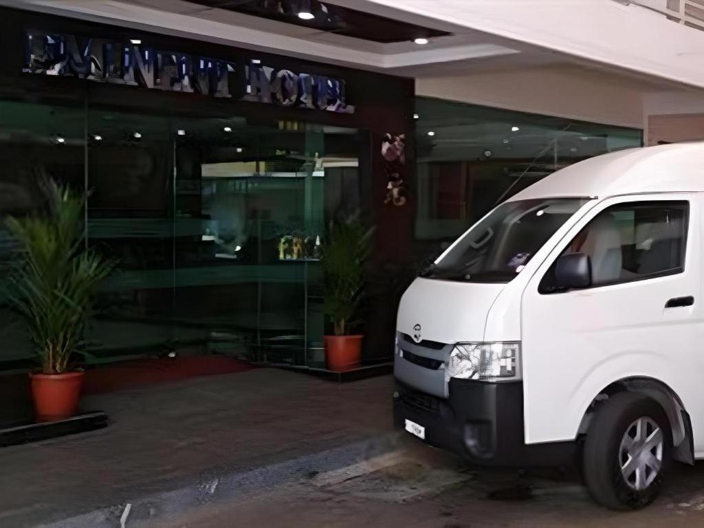 Eminent Hotel Kota Kinabalu Exterior photo